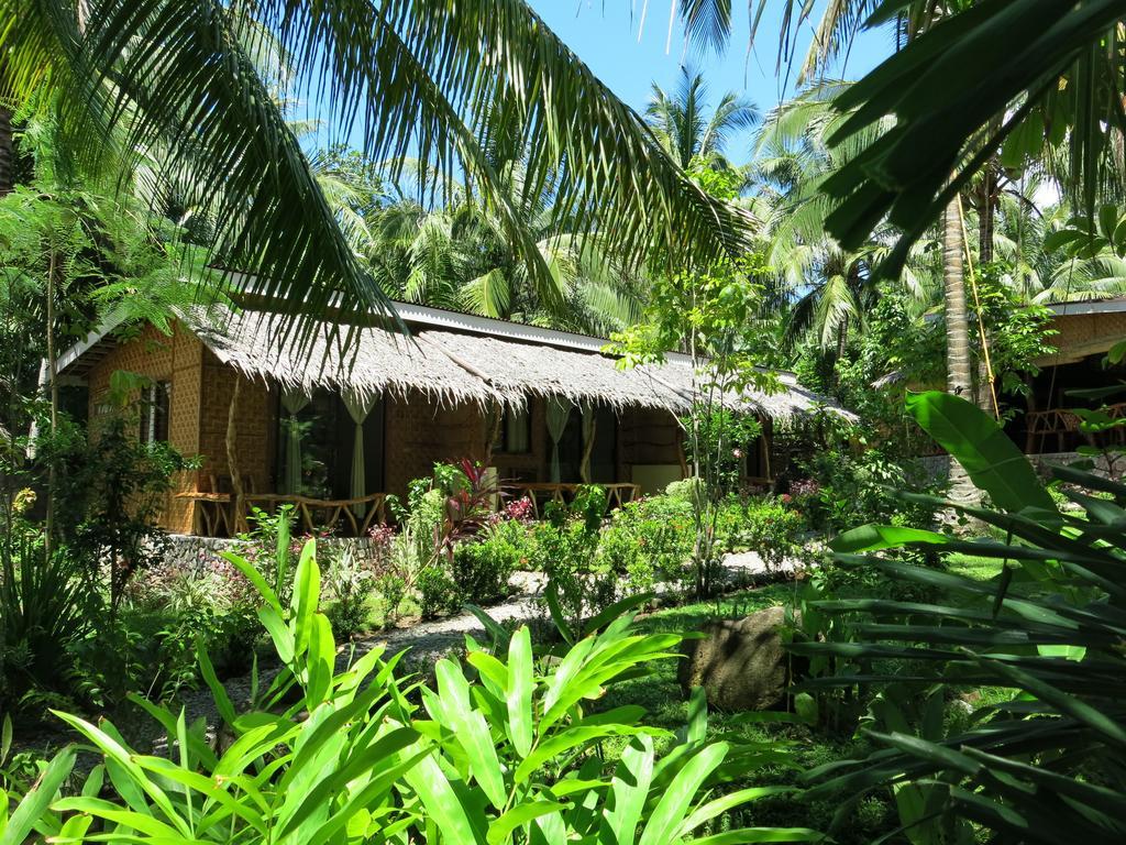 Camiguin Volcan Beach Eco Retreat & Dive Resort Mambajao Værelse billede