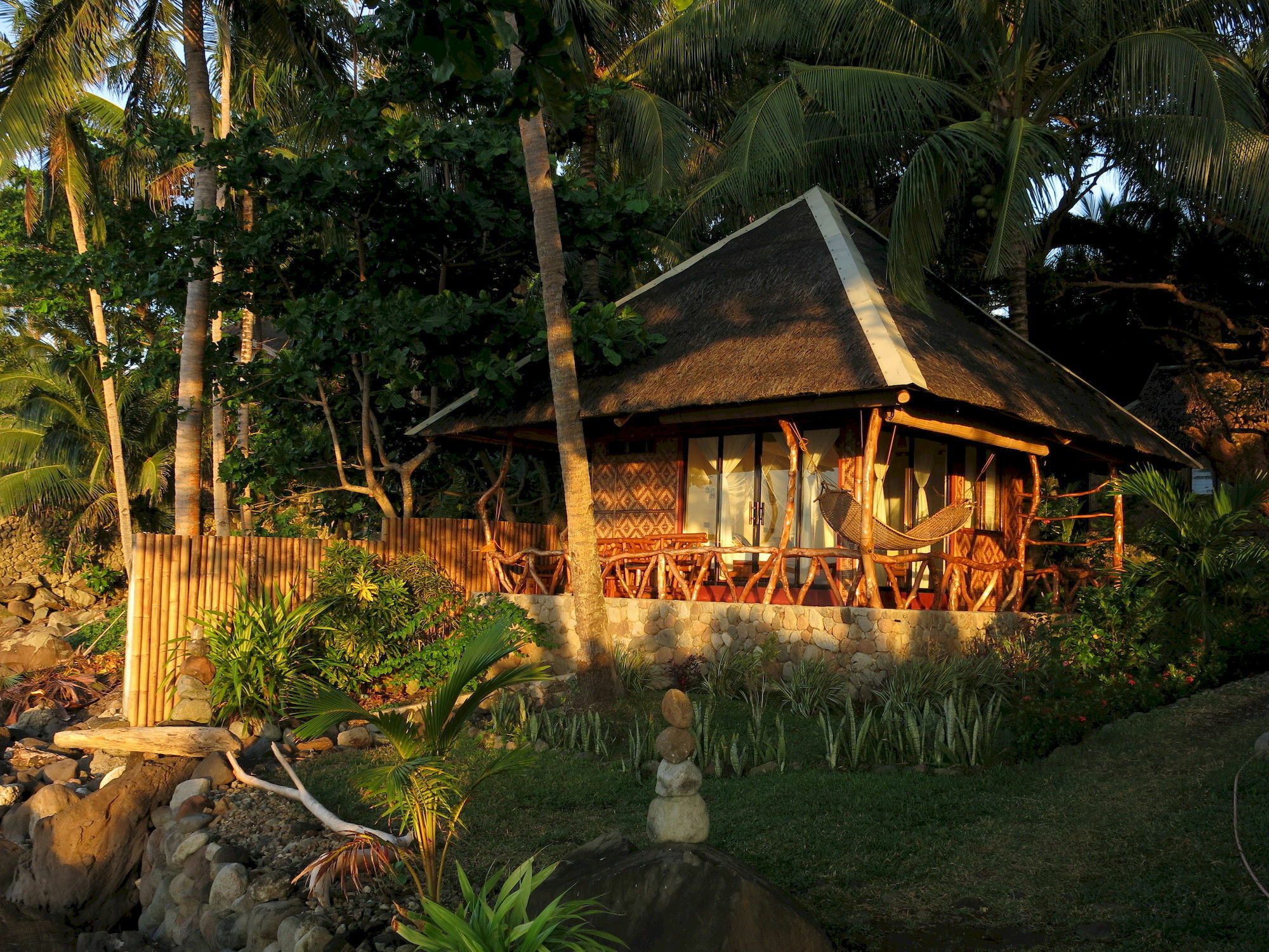 Camiguin Volcan Beach Eco Retreat & Dive Resort Mambajao Eksteriør billede